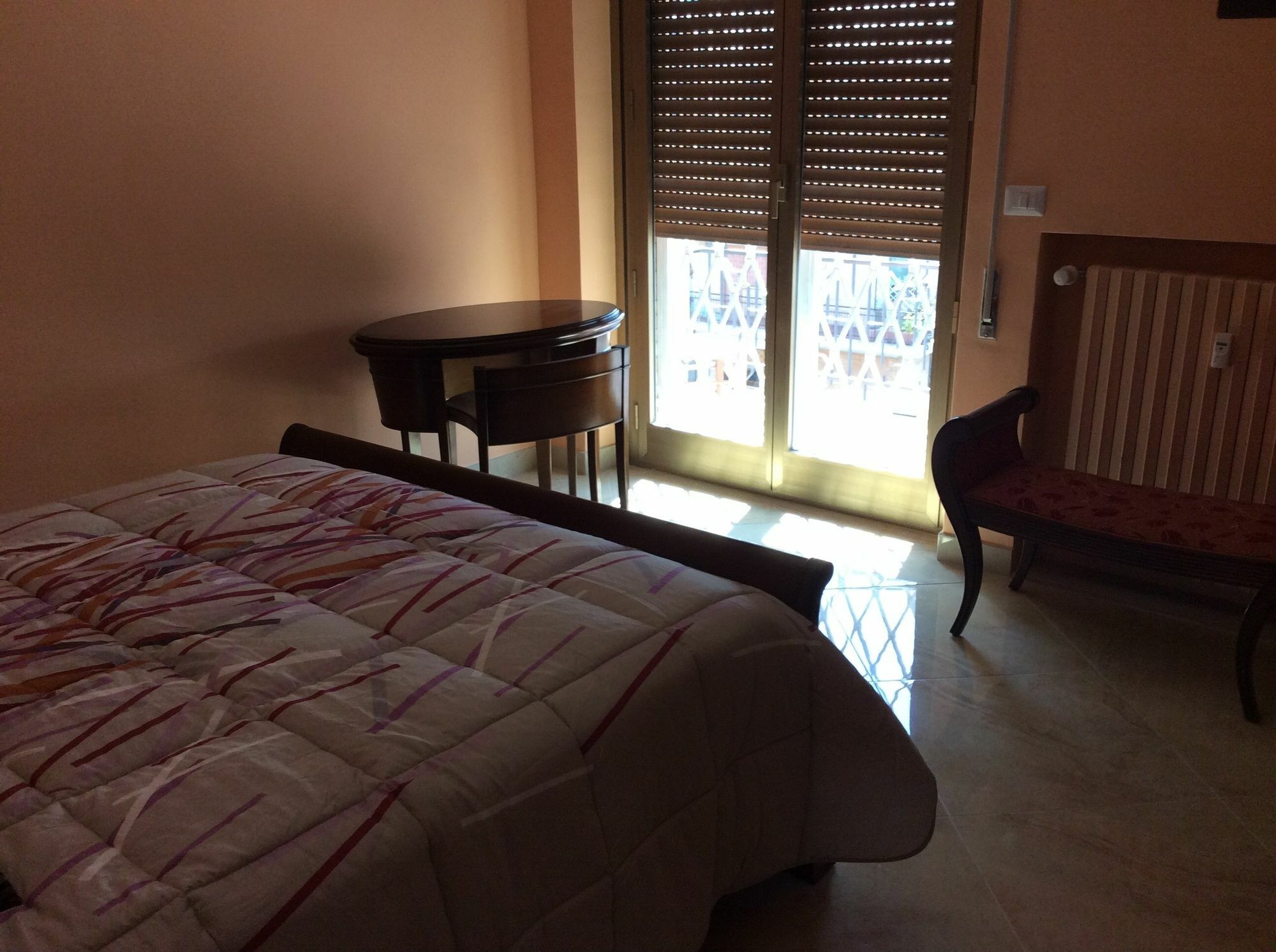 The Sun House Hotel Rome Bagian luar foto